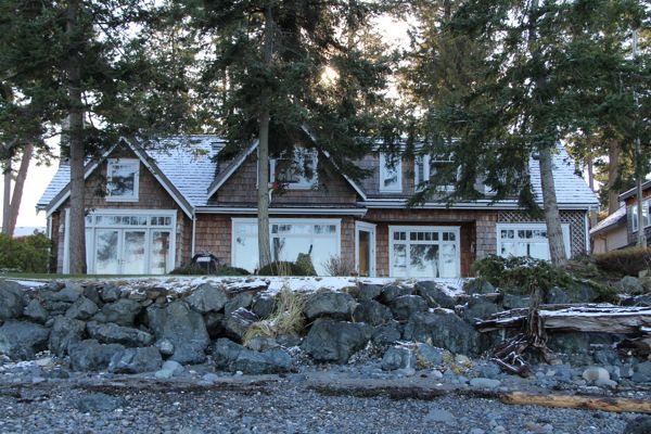 Point Mercer beach houses