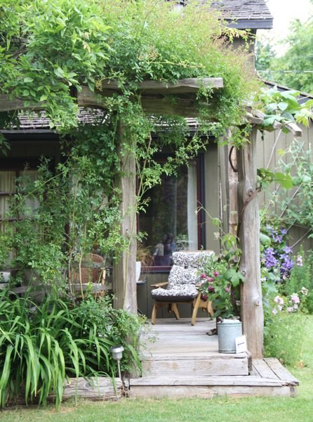 Island House and Garden Tours
