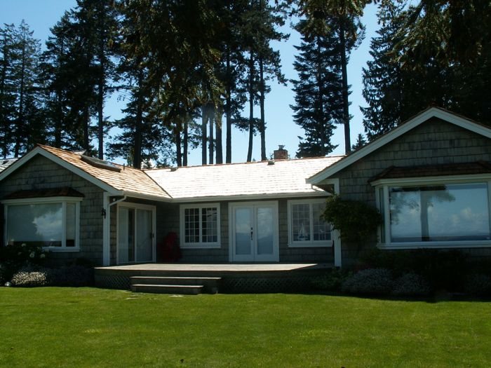 Ocean side of the cottage reno…..