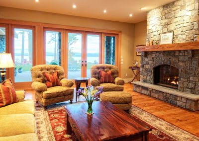 The Wood & Stone House, photo 4 of 7